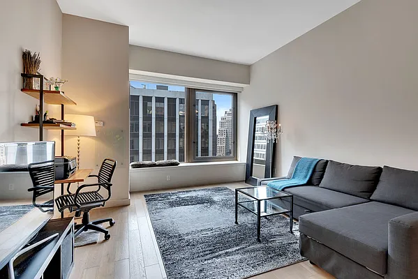 Sold by Compass | media 10