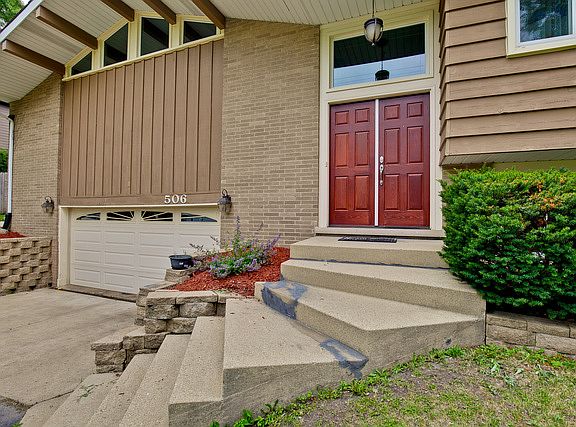 4th image of 506 E Foster Ave