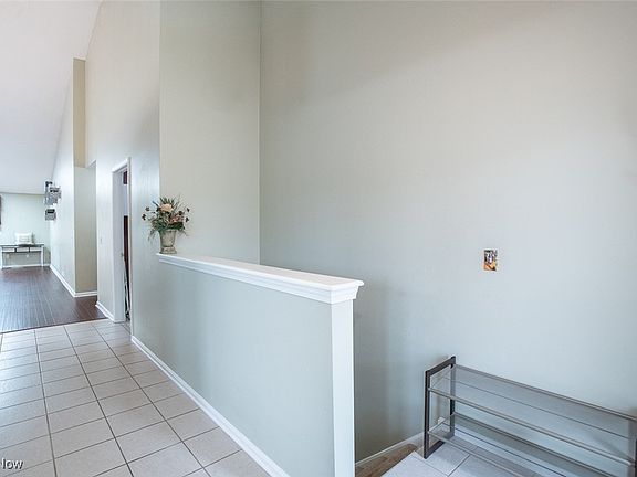 4th image of 8252 Claridge Ct