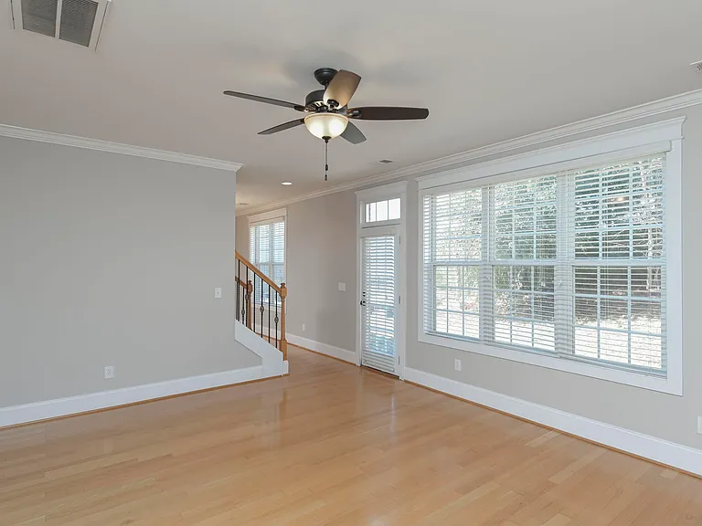 33 Heather Laurel Rd — Photo 10