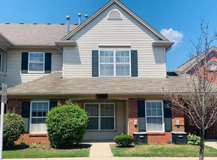21583 Majestic Dr, Brownstown, MI 48183