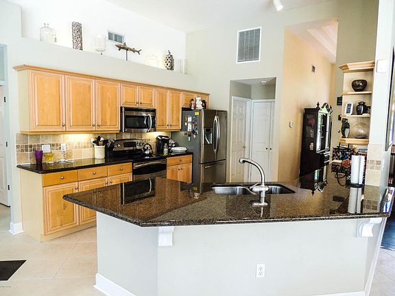 4th image of 67 Circle Creek Way