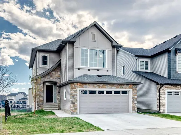 222 NE Knight Ave, Crossfield, AB T0M 0S0