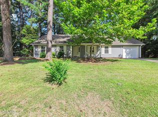 821 Shadowridge Rd, Jacksonville, NC 28546