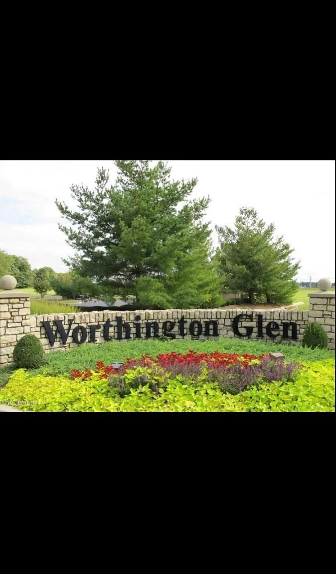 10503 Trotters Pointe Dr — Photo 1