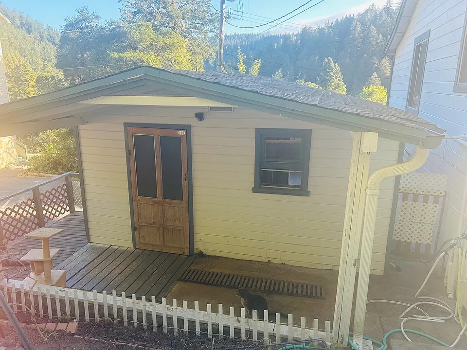 patio/private
