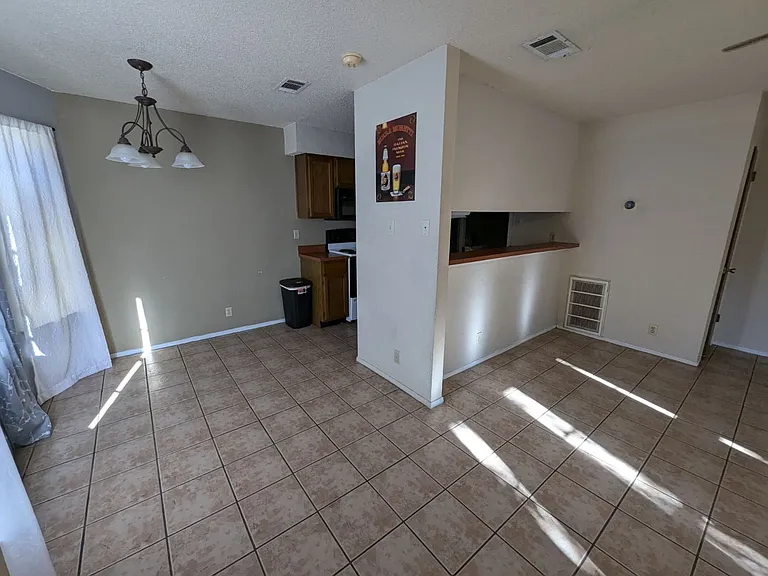 2008 Kirksey Dr #D — Photo 11
