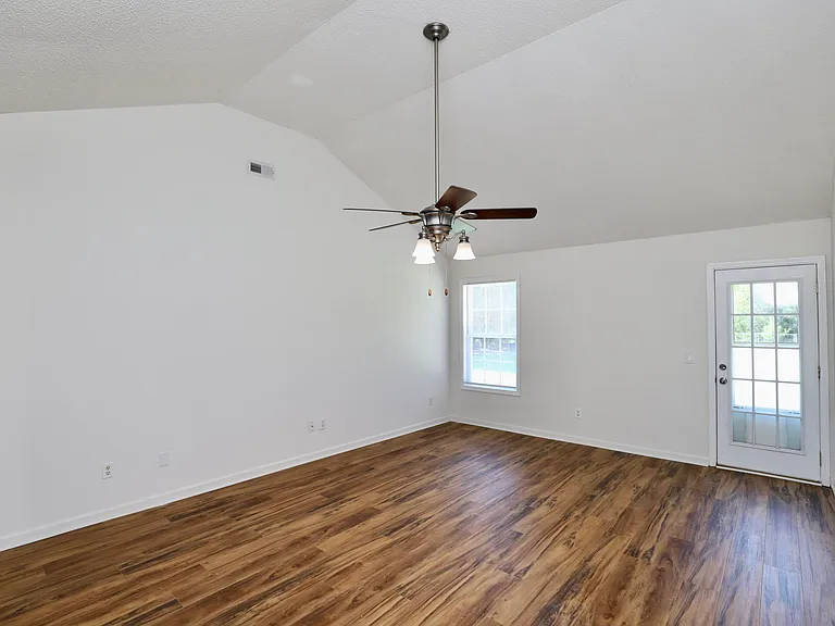 3643 Red Lane Rd — Photo 32