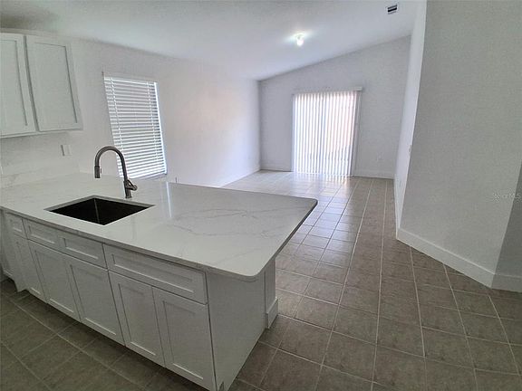 5th image of 1047 FLORIDA HOLLY DRIVE