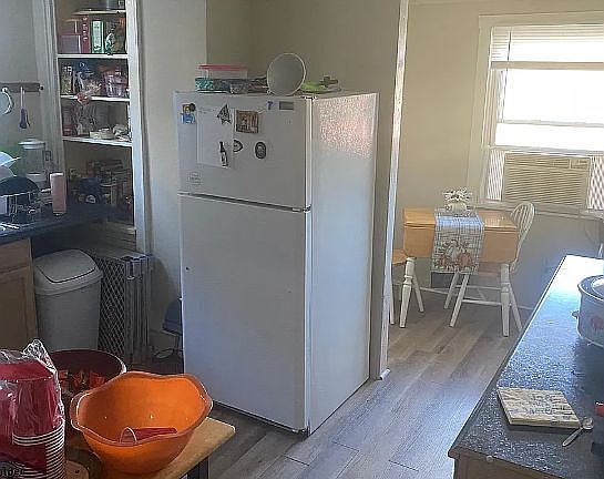 3rd image of 413 Clark St