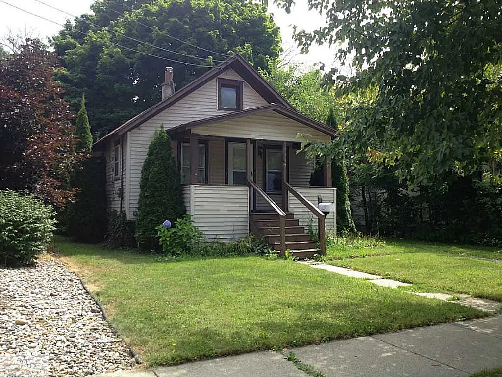 1917 W Rundle Ave photo 1