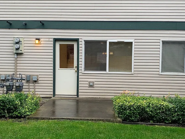 209 E 18th Ave #D16 — Photo 34