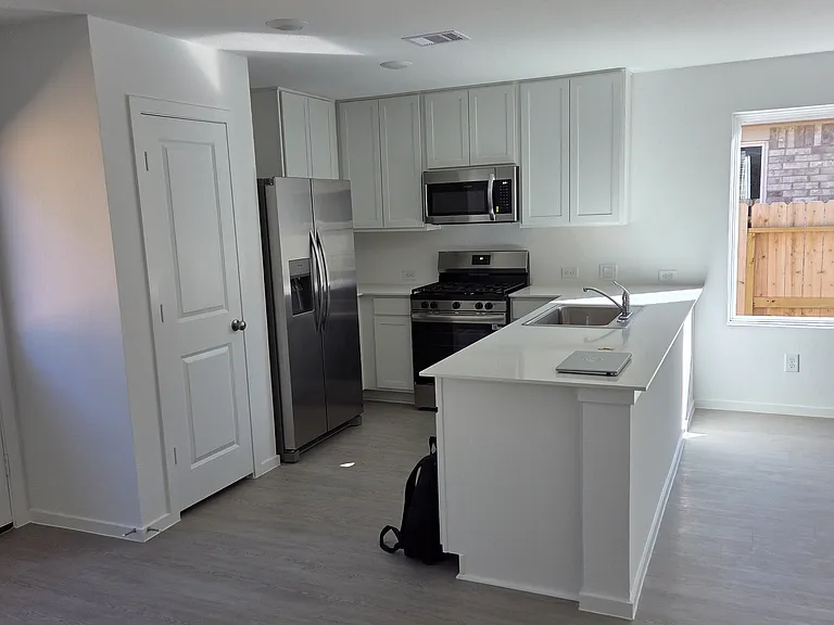 1534 Wisteria Peaks Ct — Photo 5