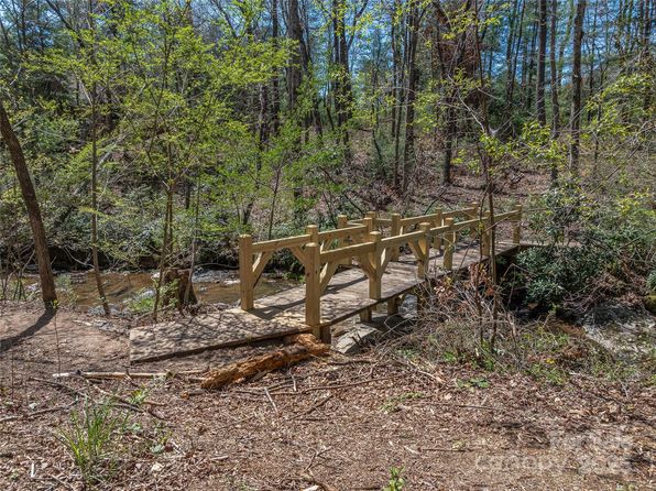 99999 Running Creek Trl, Arden, NC 28704