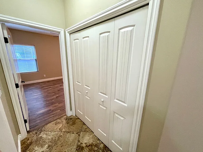 2448 Cliff Rose Way — Photo 25