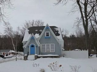 708 Ridge Rd, Lewiston, NY 14092