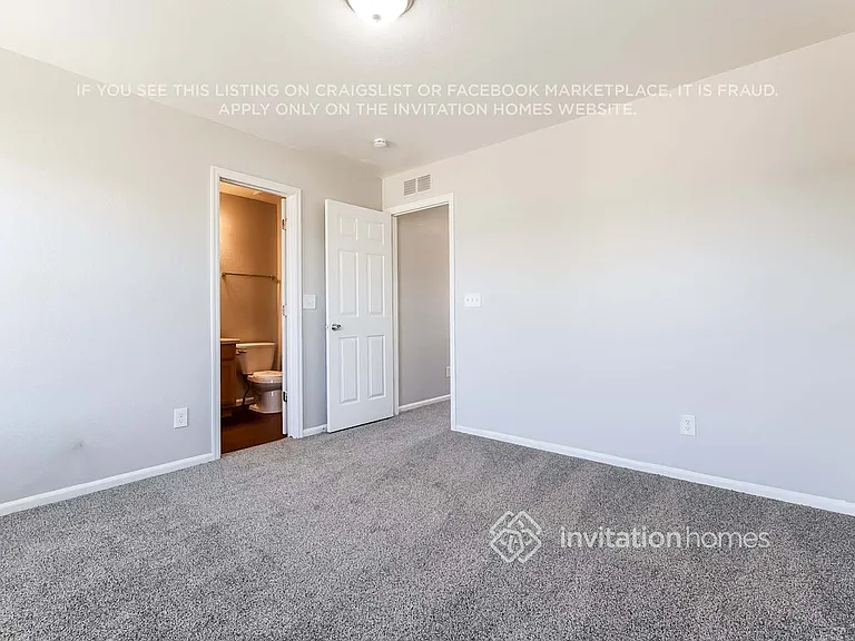 18606 E 45th Pl — Photo 10