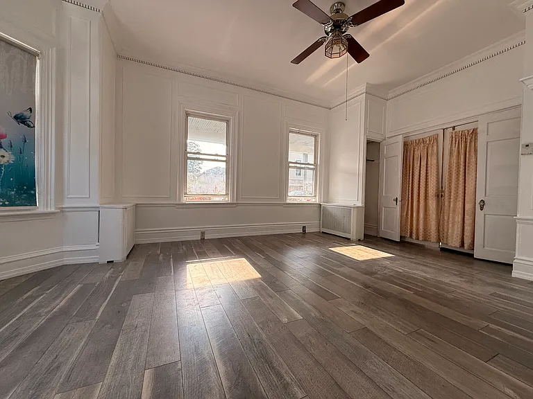 7 Linden Pl #1 — Photo 3