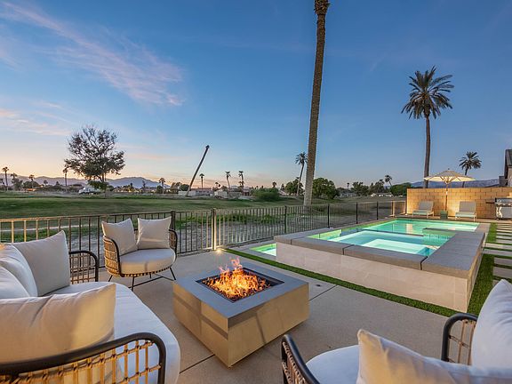 Outdoor Fire Pit