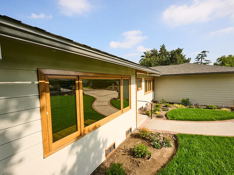 4720 Hayman Ave — Photo 7