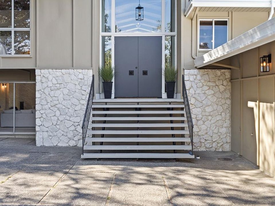 1st image of 70 Oak Knoll Drive