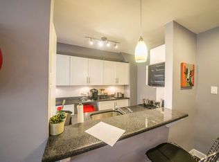 201 S 18th St APT 2405, Philadelphia, PA 19103