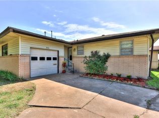 2216 Highland Rd, Midwest City, OK 73110