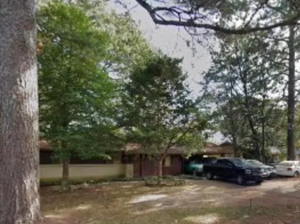 1942 Marshall Pl, Jackson, MS 39213