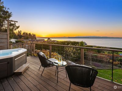 711 Driftwood Place, Edmonds, WA, 98020