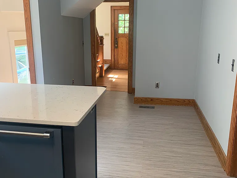 1317 Wells St — Photo 13