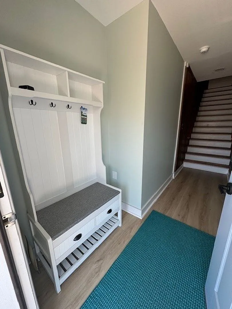 Furnished Winter Beach Rental Cottage - Steps to Ocean! — Photo 4