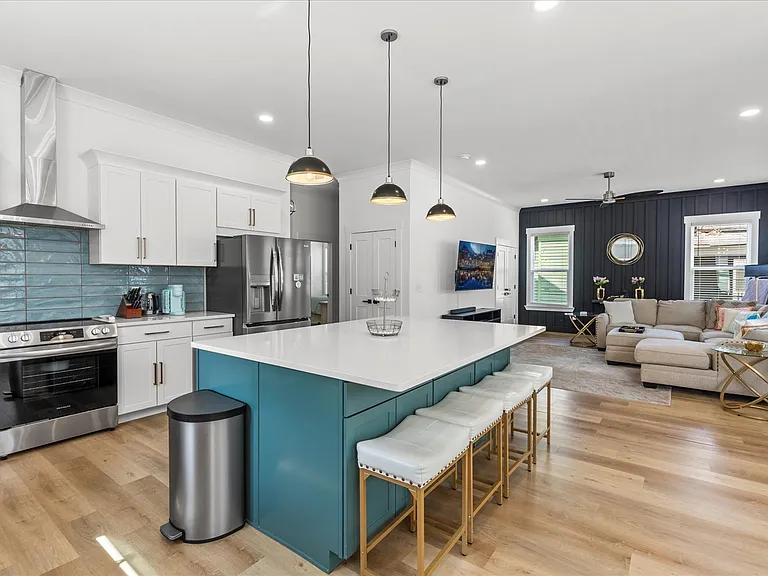 2508 Union Ave — Photo 14