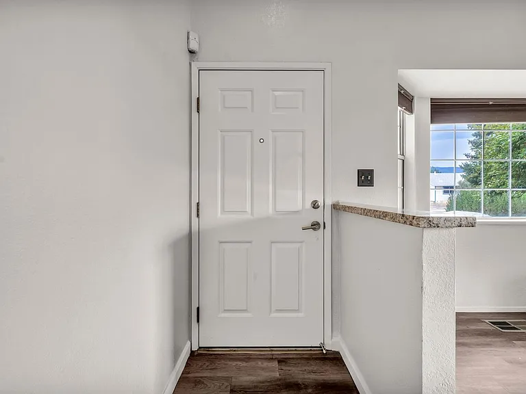 17575 Parrot Dr — Photo 14