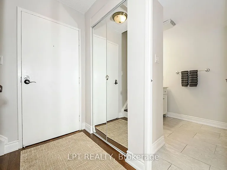 1300 Marlborough Ct #534 — Photo 23