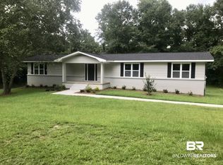 1708 McMillan Ave, Bay Minette, AL 36507