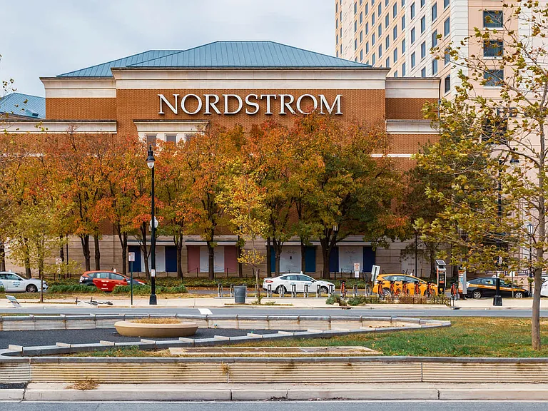 Shopping trips are minutes away at Nordstrom and the Fashion Centre at Pentagon City.