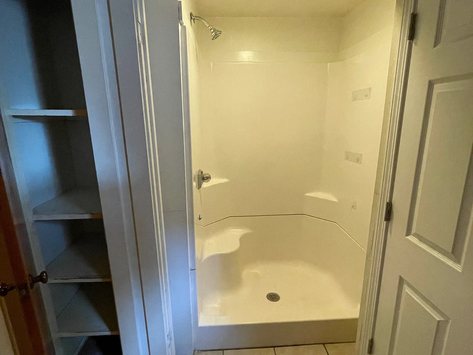 2 bed, 800 sqft, $900 — Photo 3