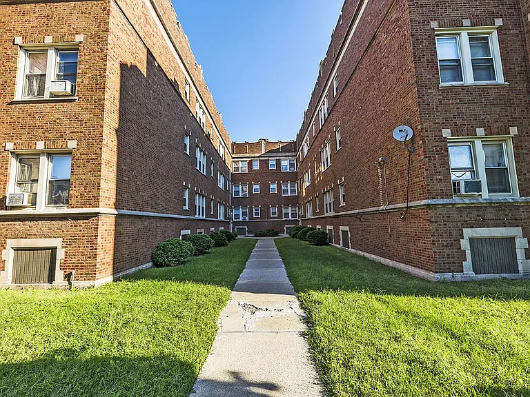 7109-15 S Ridgeland Ave #1736-44 — Photo 13