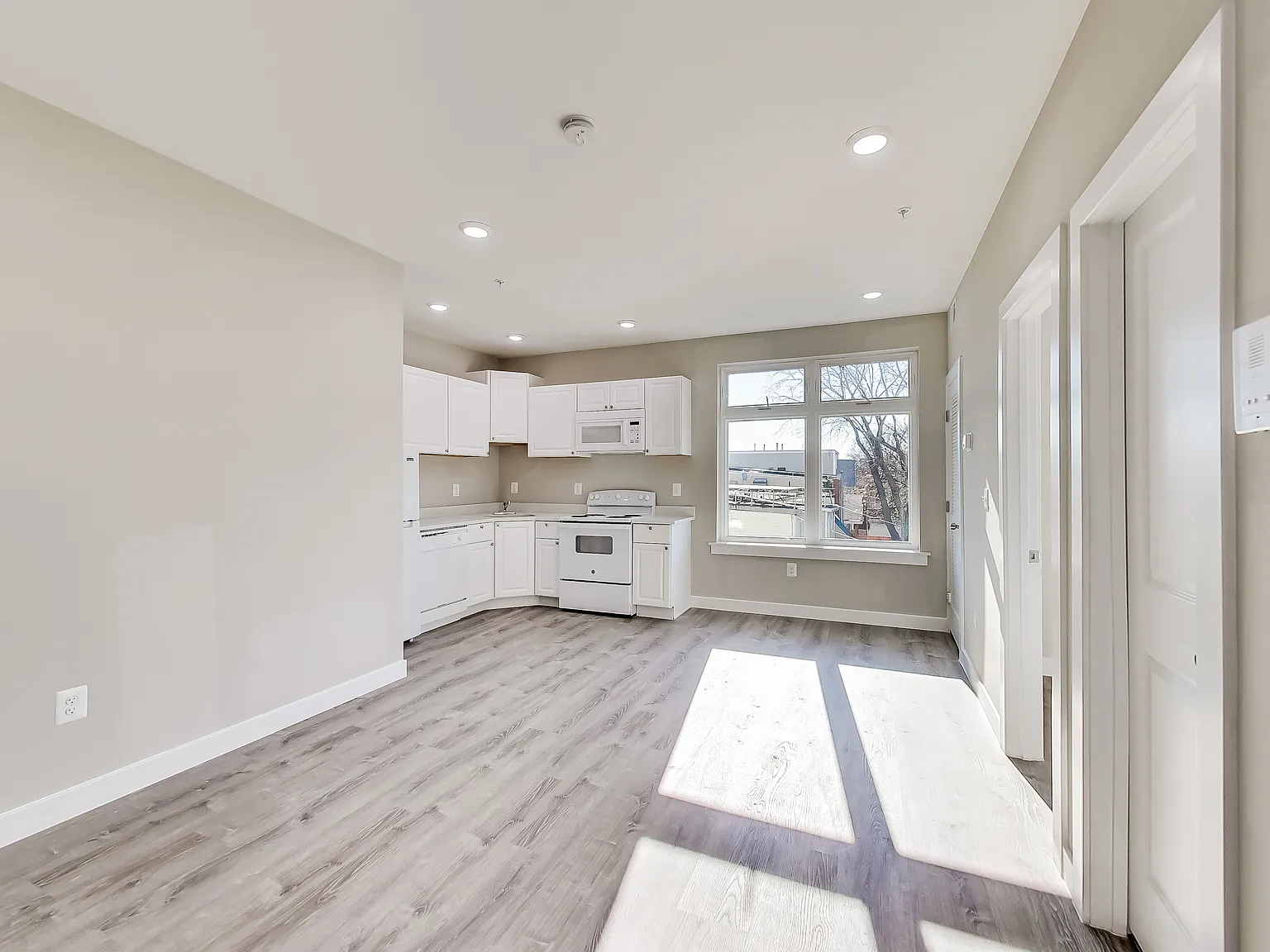 1 bed, 545 sqft, $1,675 — Photo 1