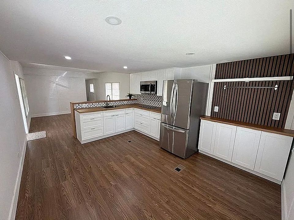 1st image of 19900 NW 37th Ave #4