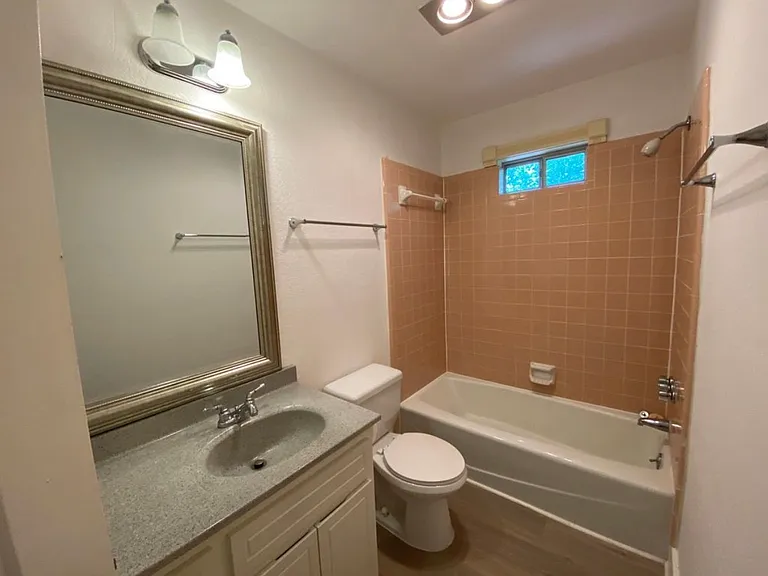 6000 Shadow Valley Cv #A — Photo 27