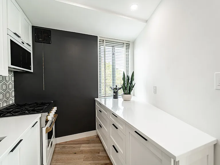 4200 Cathedral Ave NW #1005 — Photo 23