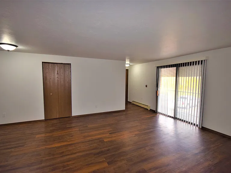 1760 Badger St — Photo 5