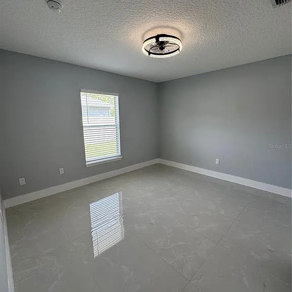 12 Reynolds Pl — Photo 14