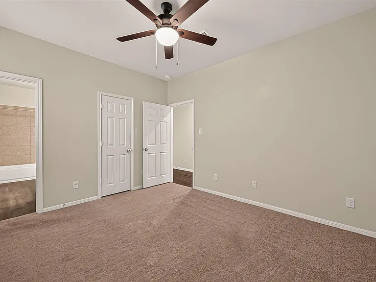 13129 Leisure Cove Dr — Photo 23