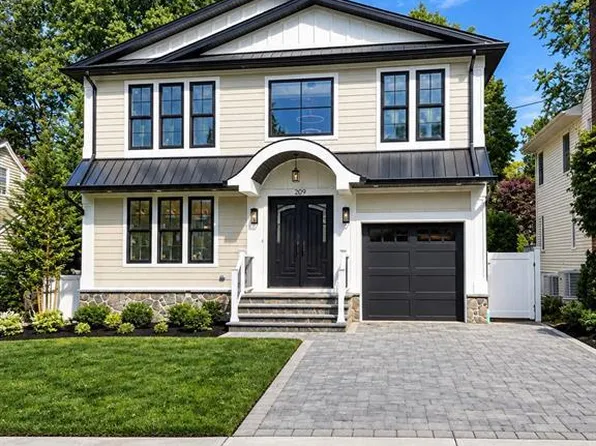 292 Wales Avenue, River Edge, NJ 07661