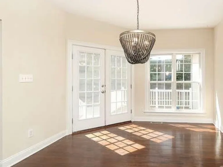 2587 Penngate Dr — Photo 13