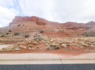 767 E Country Club Dr, Kanab, UT 84741
