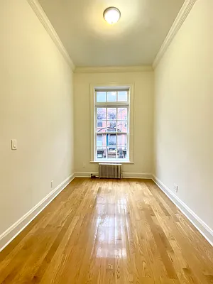 Rented by Oxford Property Group | media 17