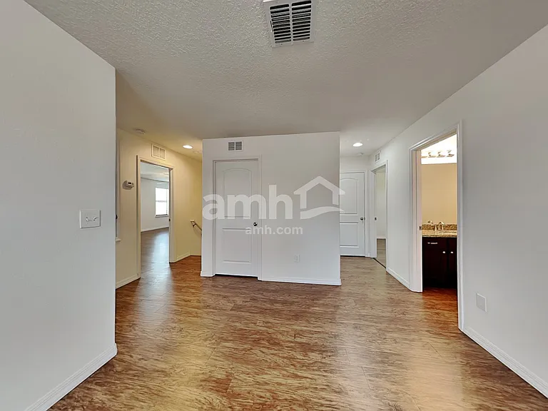 11861 Thicket Wood Dr — Photo 10